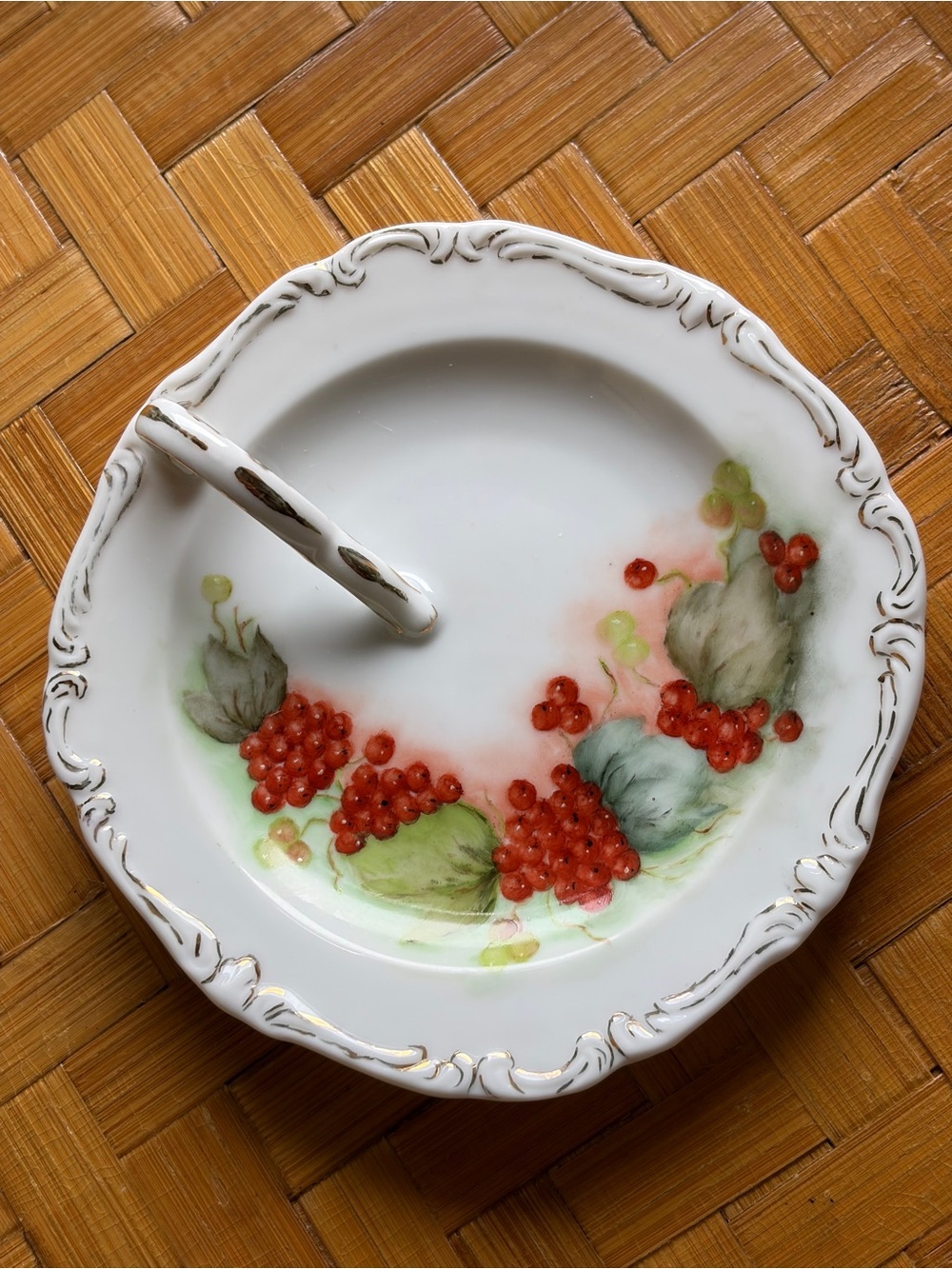 Vintage trinket dish Occupied Japan marked 1951 Handpainted porcelain currants